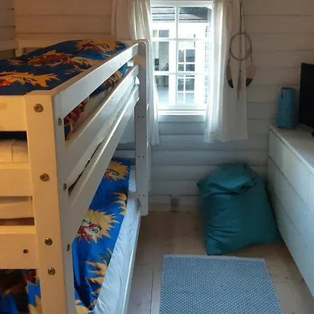 To Bjaelkehytter Naer Rageleje * Vejby